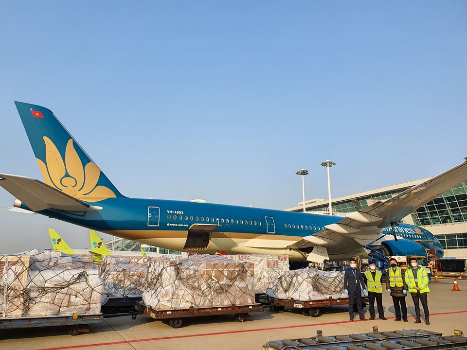 chuyển hàng hỏa tốc hồ chí minh đi hà nội